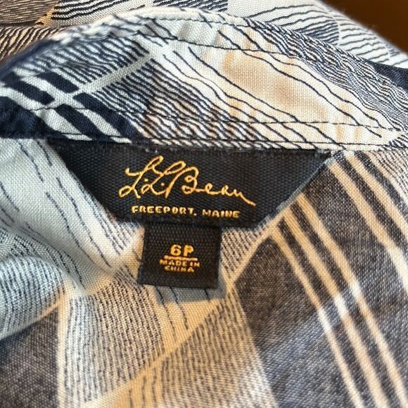 L.L.Bean womens blouse 6P 100% silk black label artsy chest pockets button cuff - Picture 3 of 7